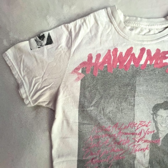 Shawn Mendes: The Tour T-Shirt 2019 - Picture 1 of 5
